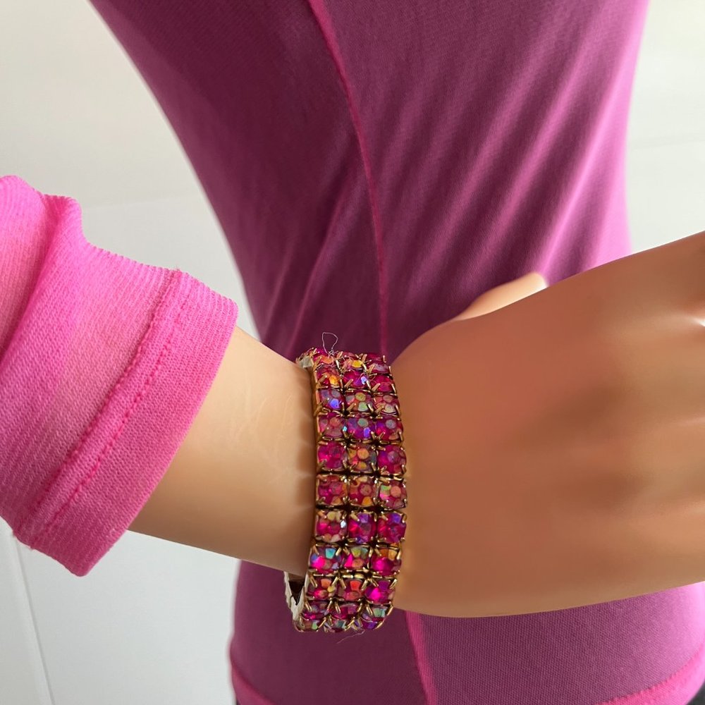 iridescent stretch